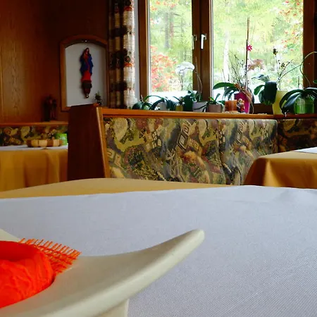 Haus Bergkristall Pensjonat Längenfeld