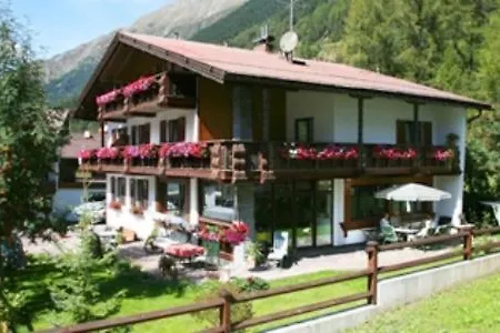 Haus Bergkristall Pensjonat 3*