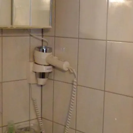 Konukevi Haus Bergkristall 3*