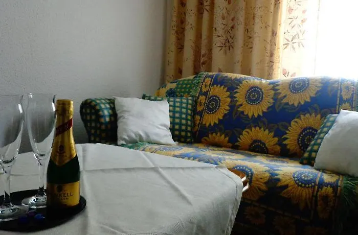 Konukevi Haus Bergkristall 3*