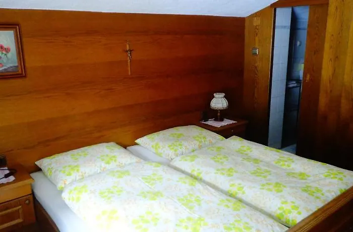 Haus Bergkristall Guest house